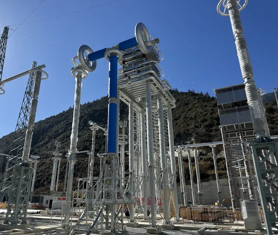 平高电气 科技创新添活力，积蓄发展新动能——以输电技术突破引领行业未来
